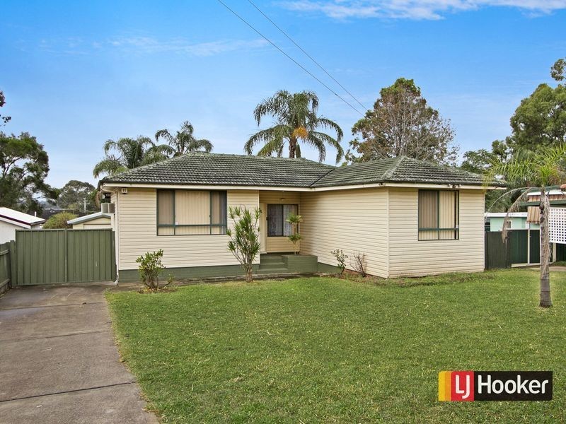 7 Oxley Street, Lalor Park NSW 2147
