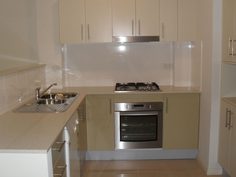 2/2-4 Fifth Avenue, Blacktown NSW 2148