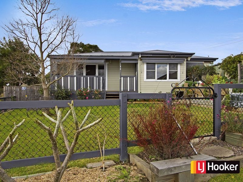 14 Zambesi Road, Seven Hills NSW 2147