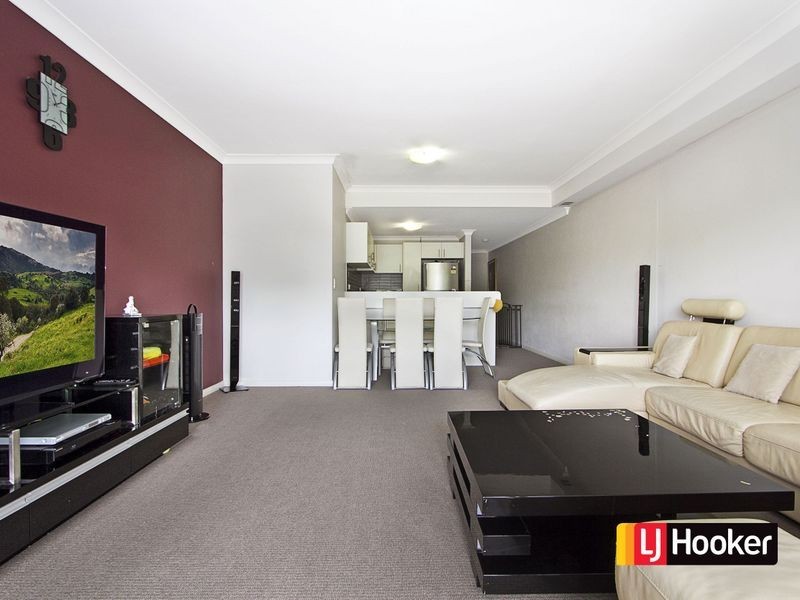 31/26 Clifton Street, Blacktown NSW 2148