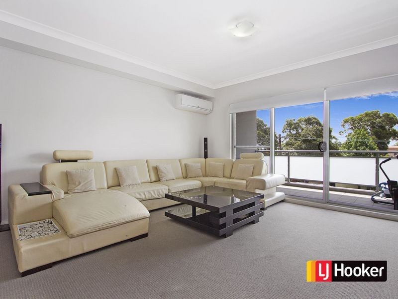 31/26 Clifton Street, Blacktown NSW 2148