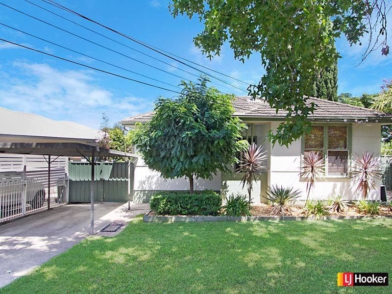 22 Morton Road, Lalor Park NSW 2147