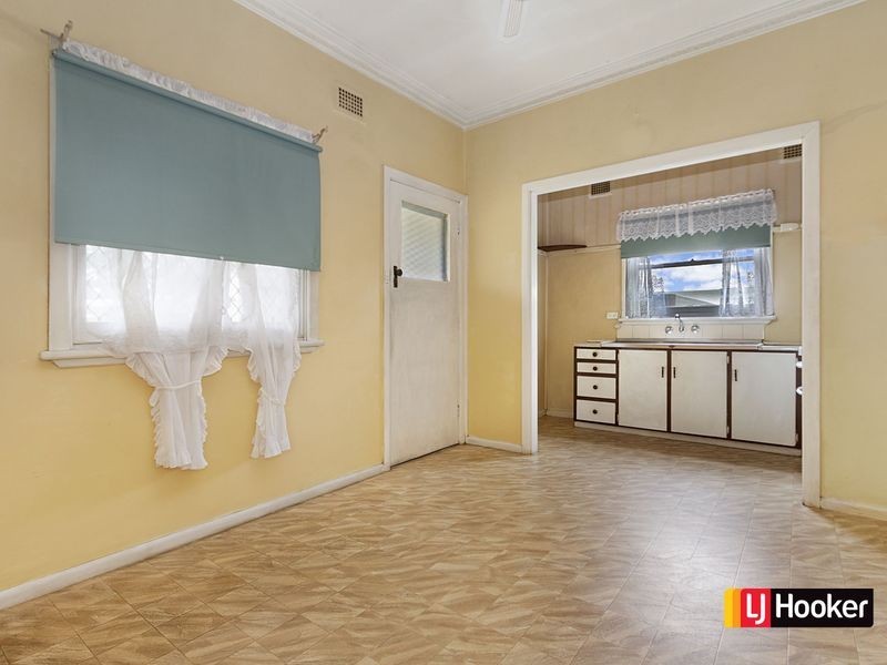 33 Lucas Road, Seven Hills NSW 2147