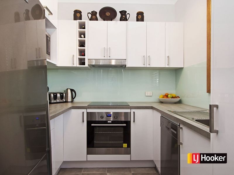 27 Stephen Street, Blacktown NSW 2148