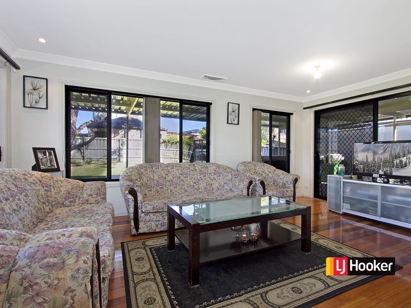 1 Candlenut Grove, Parklea NSW 2768