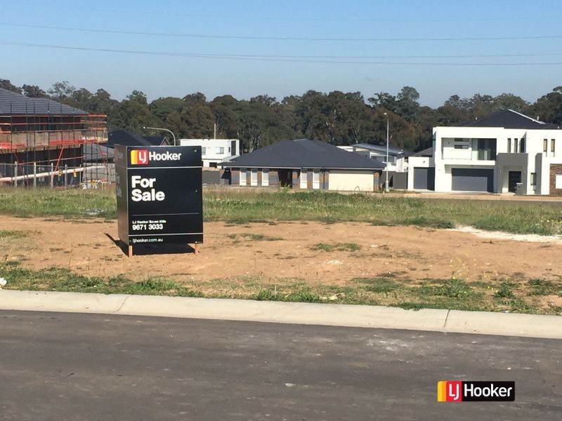 14 Thomas Boulton Circuit, Kellyville NSW 2155