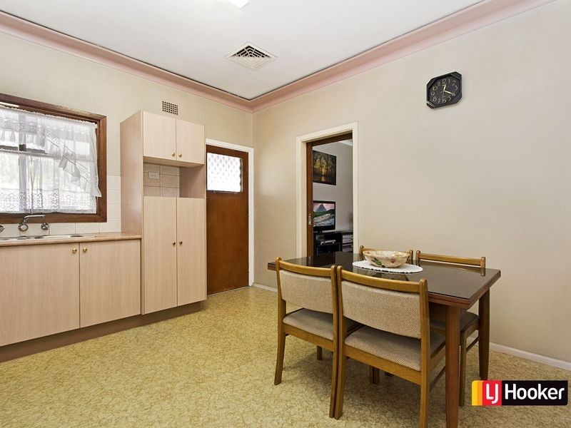 96 Endeavour Street, Seven Hills NSW 2147