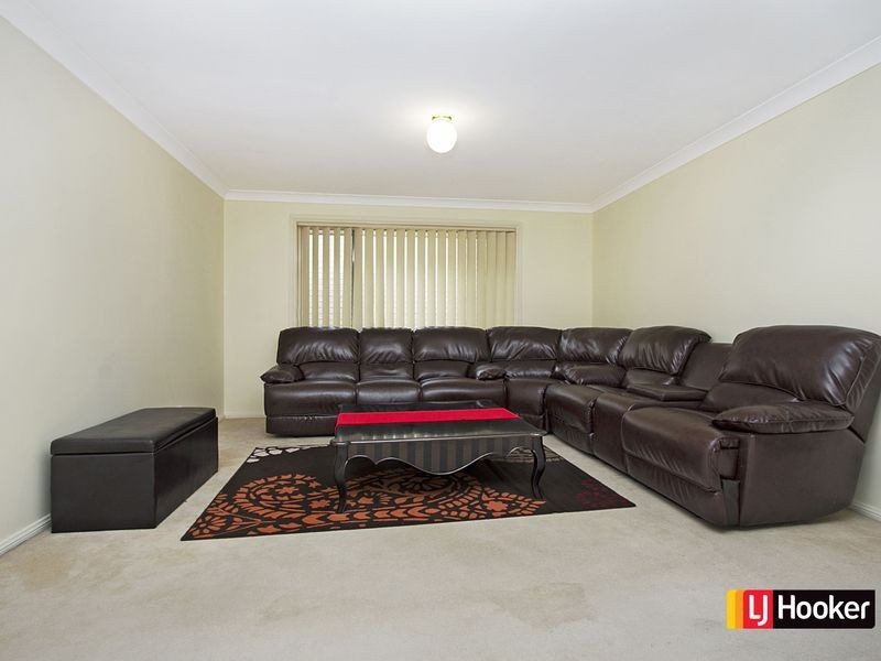 127 Greendale Terrace, Quakers Hill NSW 2763
