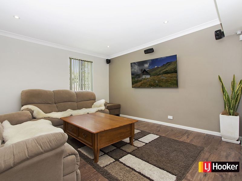 105 Hoyle Drive, Dean Park NSW 2761