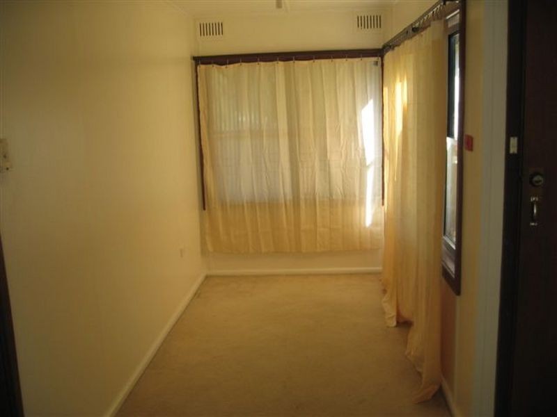 22 Pioneer Street, Seven Hills NSW 2147