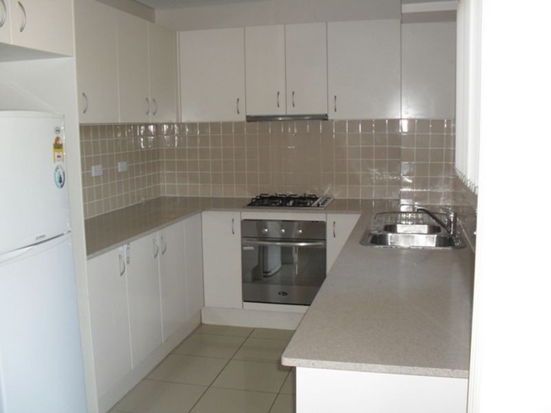 2/121-123 Stephen Street, Blacktown NSW 2148