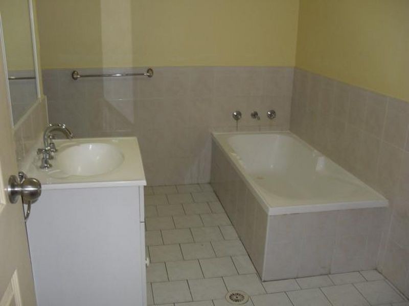 8/8-10 Fourth Avenue, Blacktown NSW 2148