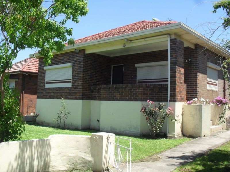 22 Robilliard Street, Mays Hill NSW 2145