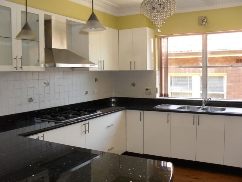 22 Robilliard Street, Mays Hill NSW 2145