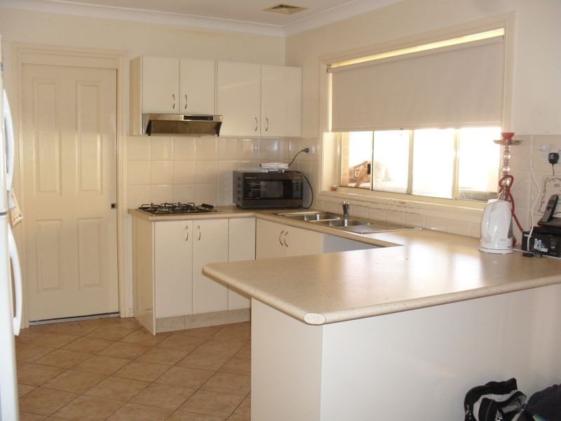 11 Hillcrest Road, Quakers Hill NSW 2763