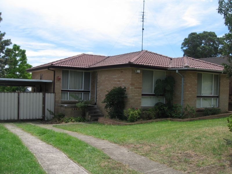 18 Mackenzie Blvd, Seven Hills NSW 2147