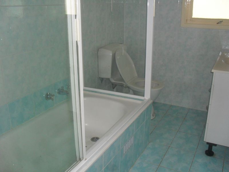 31 Mackenzie Blvd, Seven Hills NSW 2147