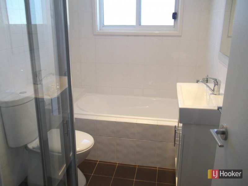 33 Christine Crescent, Lalor Park NSW 2147