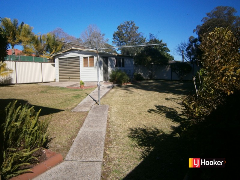 23 Santiago Place, Seven Hills NSW 2147