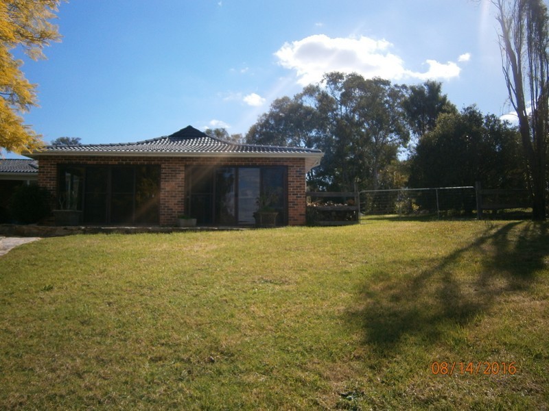 24 Emperor Place, Kenthurst NSW 2156