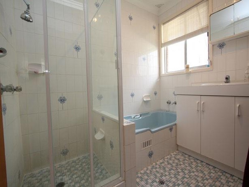 19 Geneva Crescent, Seven Hills NSW 2147