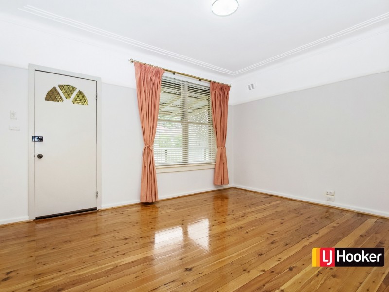 18 Barbara Boulevard, Seven Hills NSW 2147