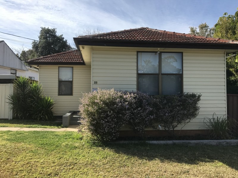37 Heffron Road, Lalor Park NSW 2147