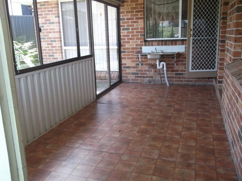 8A Edgeware Road, Prospect NSW 2148