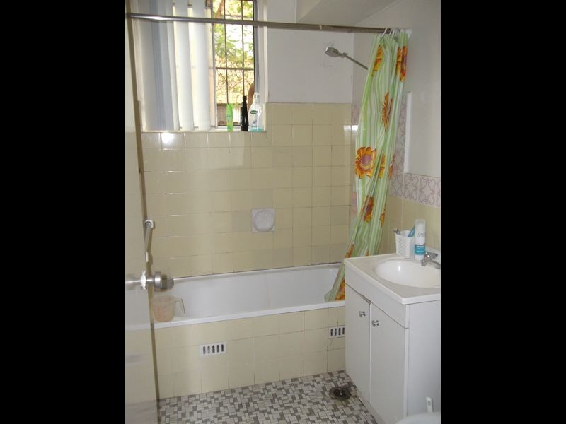 2/83 Lane Street, Wentworthville NSW 2145