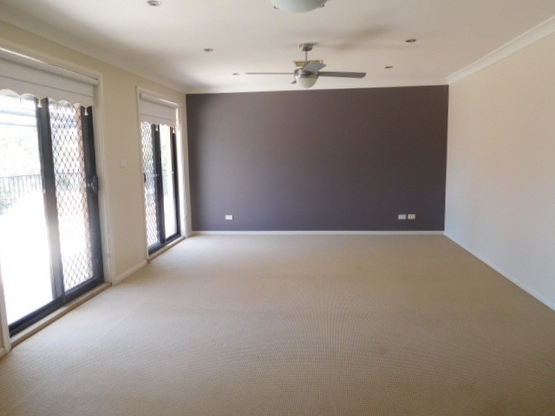 17 Softwood Avenue, Beaumont Hills NSW 2155