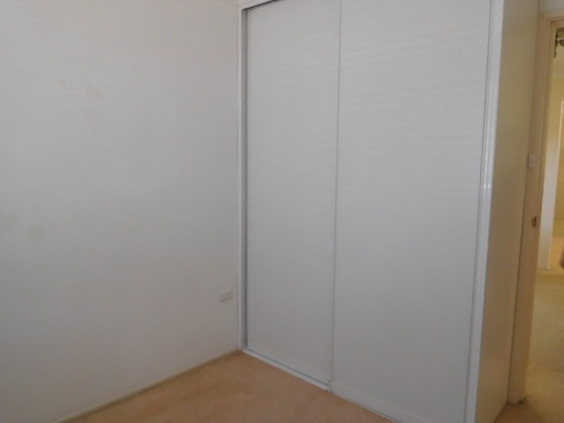 8 Barnier Drive, Quakers Hill NSW 2763