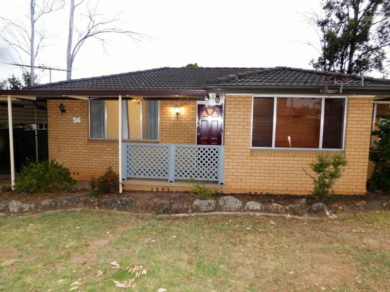 36 Wembley Avenue, Cambridge Park NSW 2747