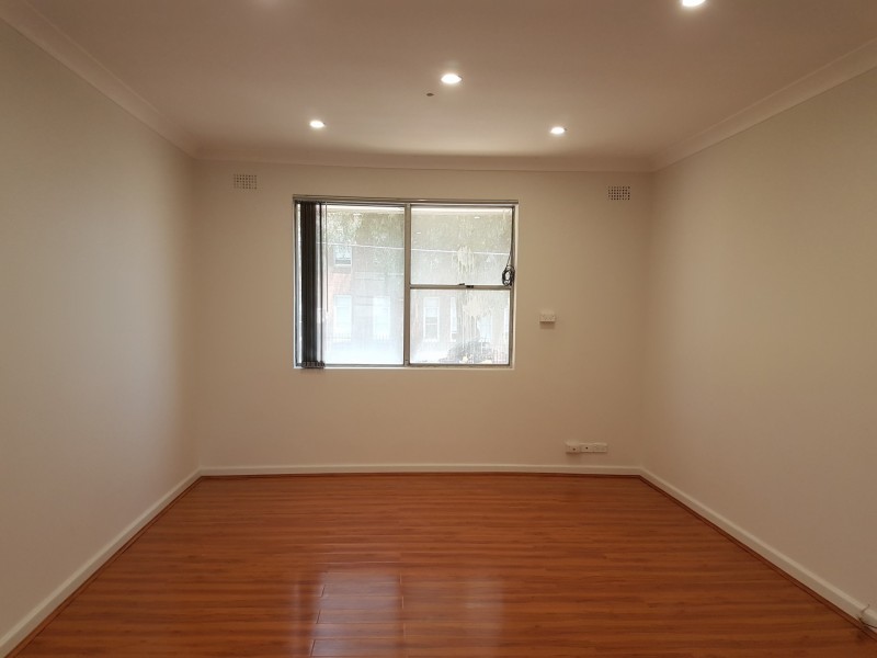 8 Daniel Street, Granville NSW 2142