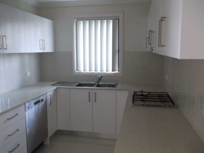 1/16 Highland Avenue, Toongabbie NSW 2146