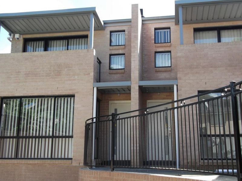 7/16 Highland Avenue, Toongabbie NSW 2146