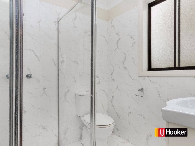 4/16 Highland Avenue, Toongabbie NSW 2146