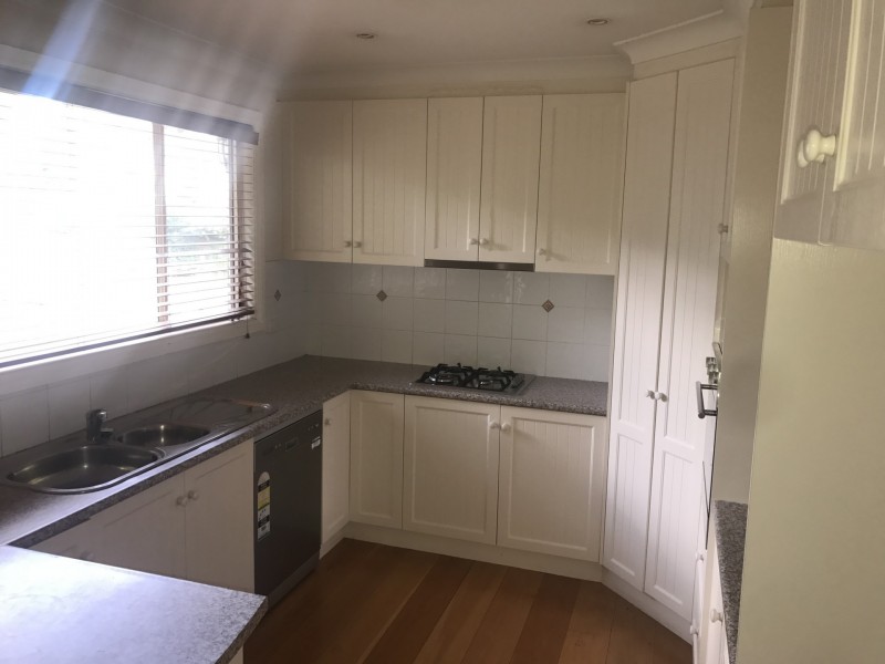 3 Yvonne Street, Seven Hills NSW 2147