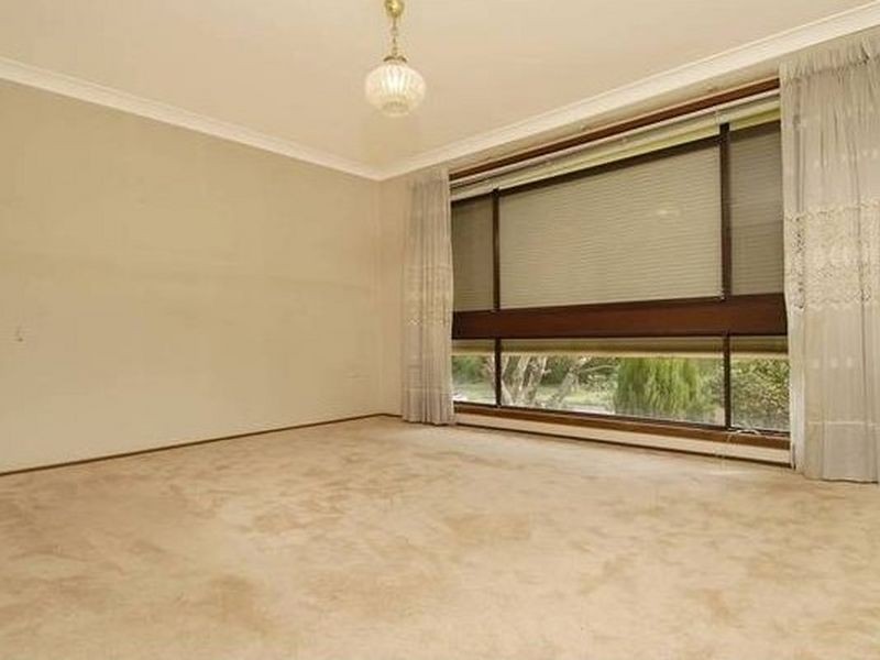 153 Glanmire Road, Baulkham Hills NSW 2153