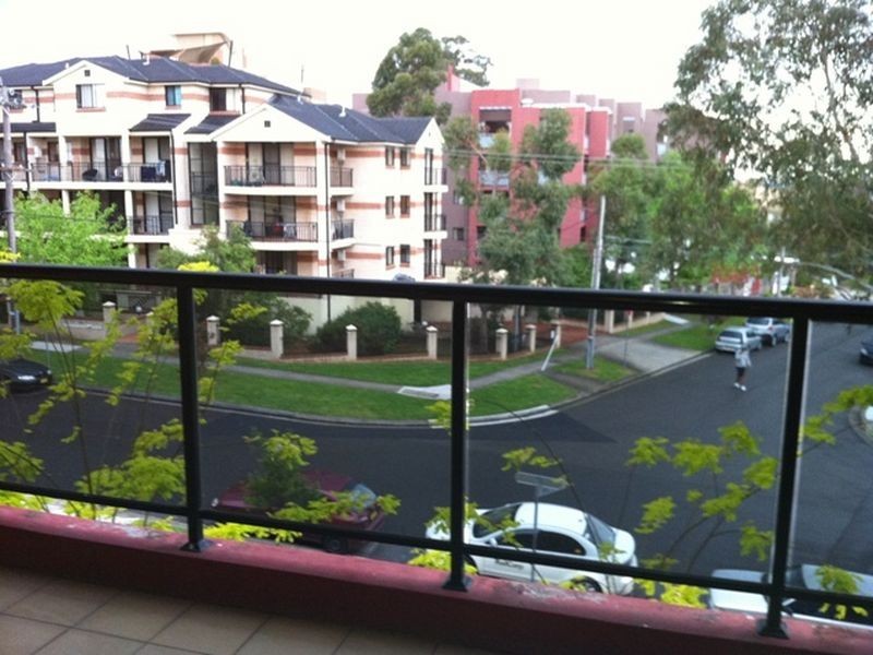 31/8-14 Oxford Street, Blacktown NSW 2148