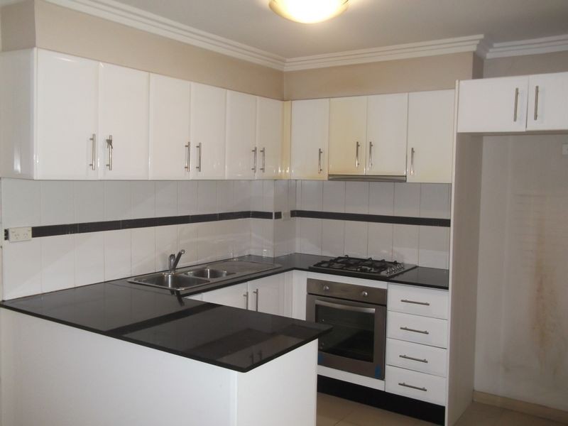 23/8-14 Oxford Street, Blacktown NSW 2148