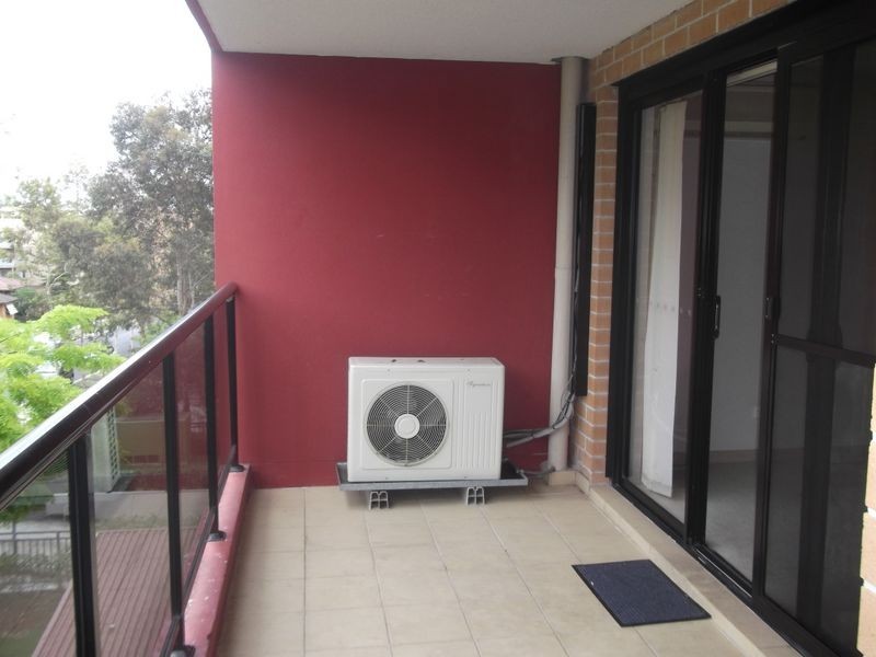 23/8-14 Oxford Street, Blacktown NSW 2148