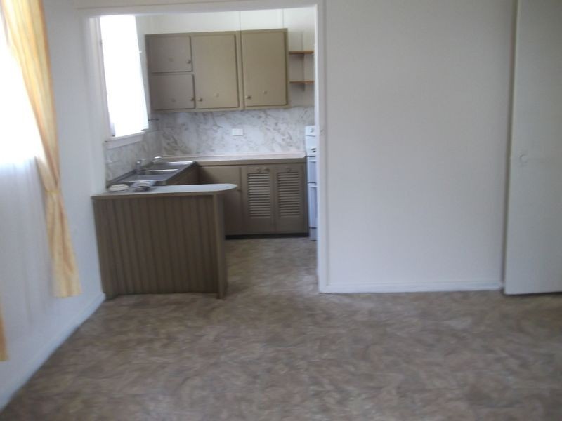 11 Dawn Drive, Seven Hills NSW 2147