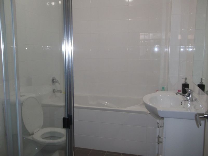 10/2 Bruce Street, Blacktown NSW 2148