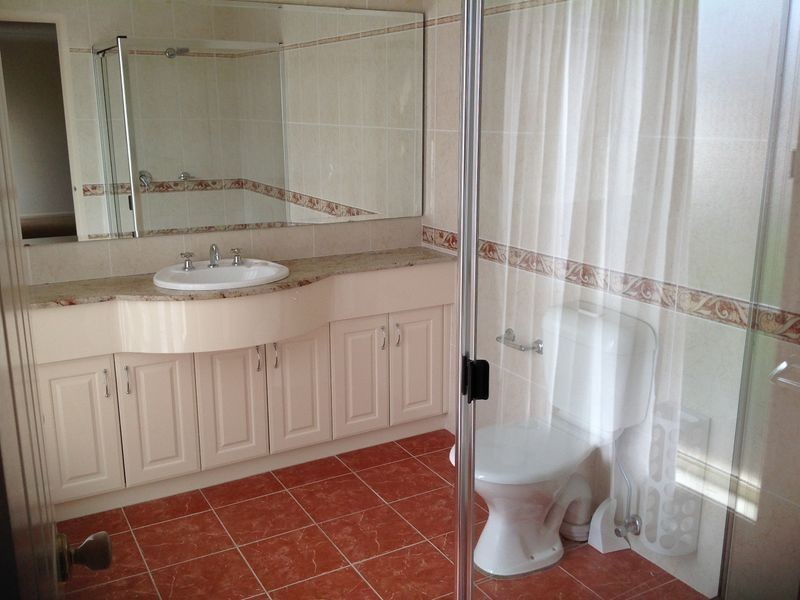 8 Minuet Court, Glenwood NSW 2768