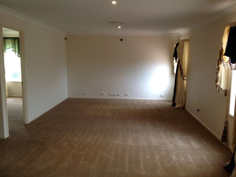 8 Minuet Court, Glenwood NSW 2768