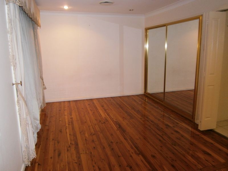 28 Botany Boulevard, Kings Langley NSW 2147