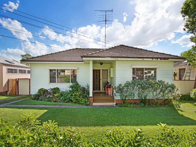64 Johnson Avenue, Seven Hills NSW 2147
