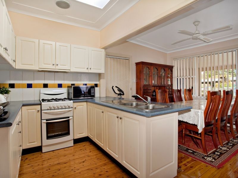 34 Grantham Road, Seven Hills NSW 2147