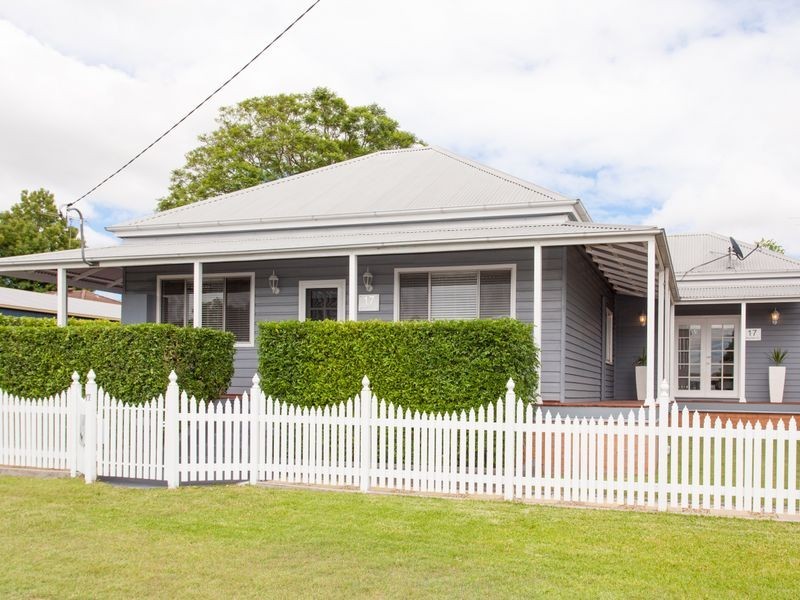 17 Mayfield Street, Cessnock NSW 2325