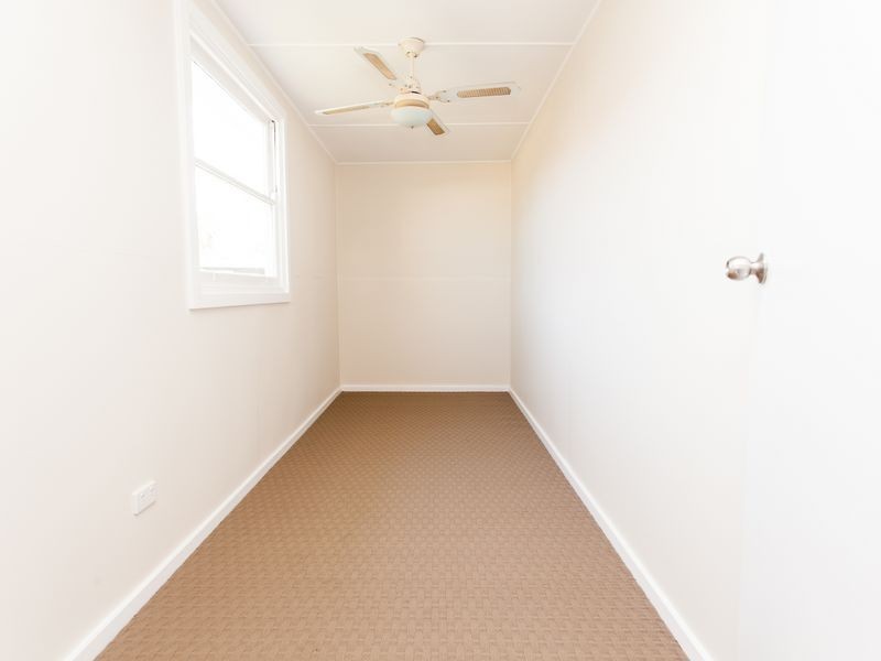 62a Anzac Ave, Cessnock NSW 2325